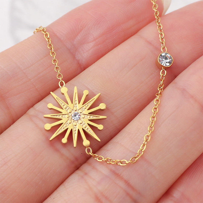 CZ Gold Eight Awn Star Charm Bracelet Minimalist