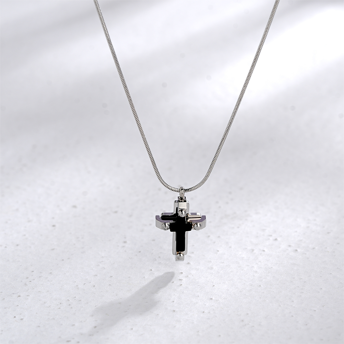 Contemporary Silver Pendant Necklace Collection for Unisex Styling