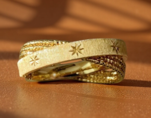 Intertwined Rings: A Timeless Design Reimagined