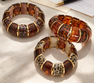Hexingsheng Jewelry | Resin Stretch Bracelet: Where Vintage Inspiration Meets Modern Ease Resin Stretch Bracelet: Where Vintage Inspiration Meets Modern Ease